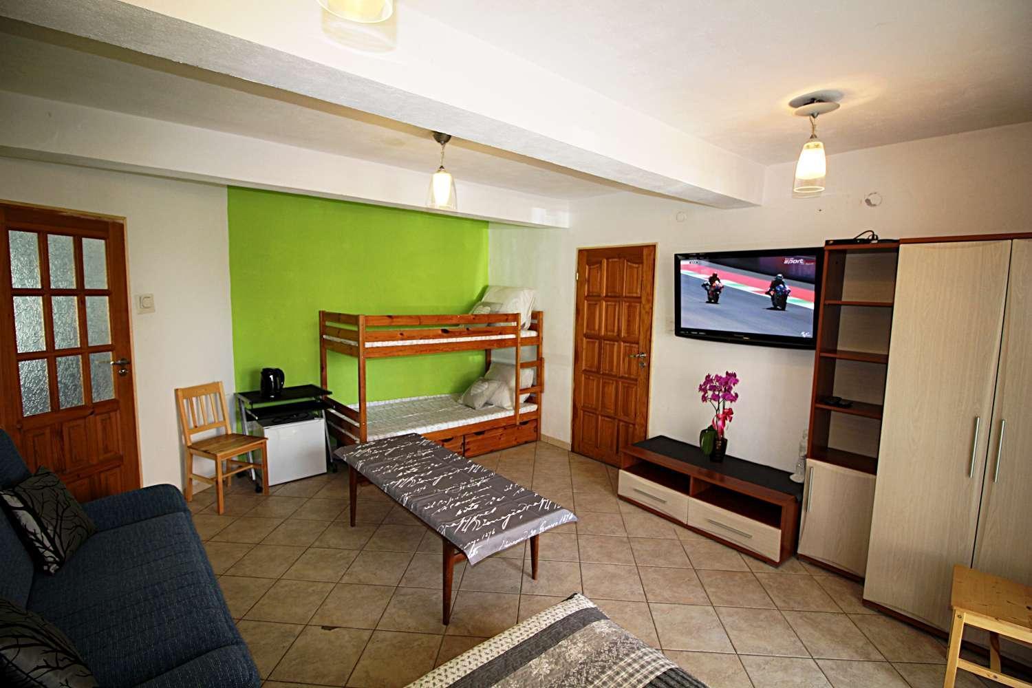 Renatka Przy Plazy Apartment อูเนียชแช ภายนอก รูปภาพ
