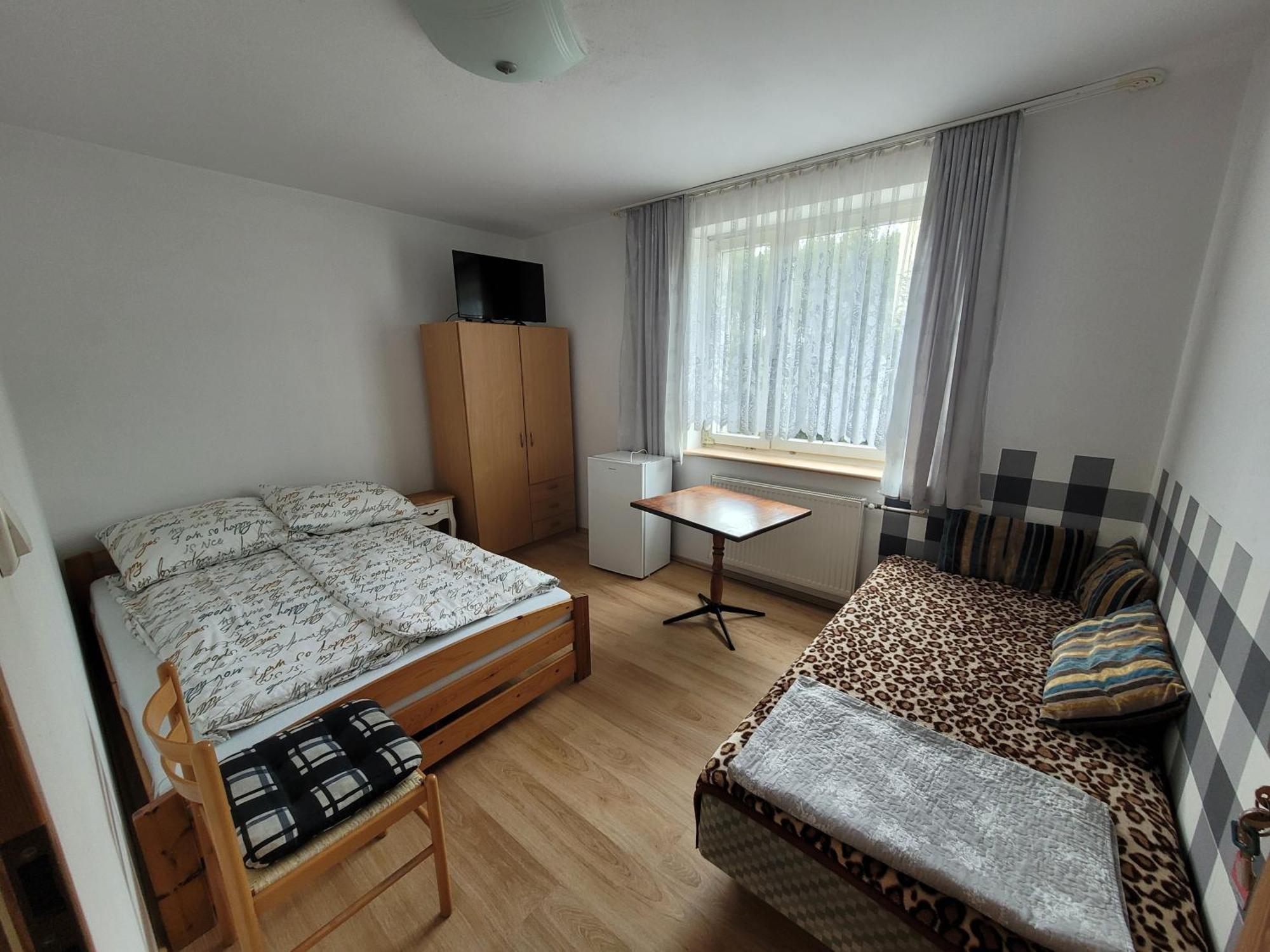 Renatka Przy Plazy Apartment อูเนียชแช ภายนอก รูปภาพ